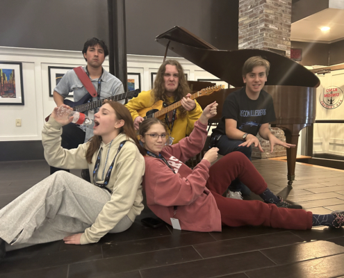 Image of Oregon Bluesberries and grand piano